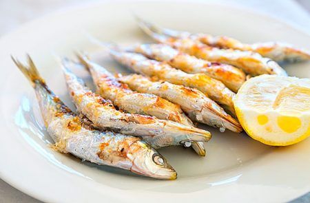 Espeto de sardinas