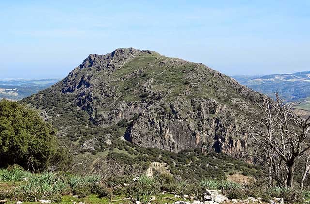 The top 8 peaks in Andalucia - El Terril. Fotografía: cronicasenderistas.blogspot.com