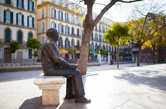 Málaga Estatua de Picasso, Plaza de la Merced