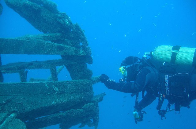 Les meilleurs sites de plongée sous-marine ou snorkel en Andalousie: Algeciras. Fotografía de http-::es.topsportholidays.com: