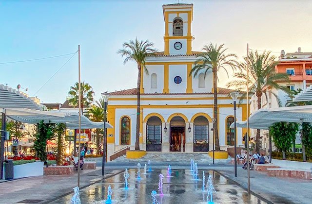 Plaza de la Iglesia, San Pedro