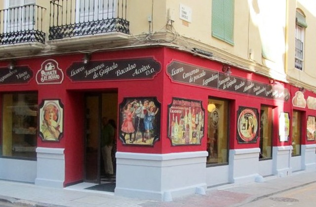 Discover the route of the most authentic corner shops in Málaga: Andalusian traditional products: Ultramarinos El Almacén del Indiano