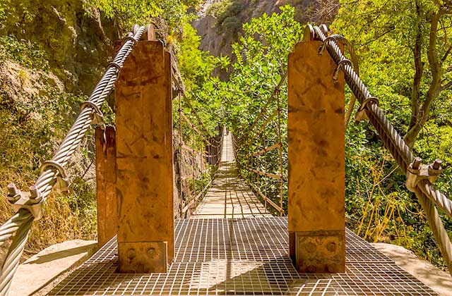 Puente colgante de los Cahorros