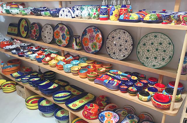 Shopping in Nerja - La Tienda de la Ceramica