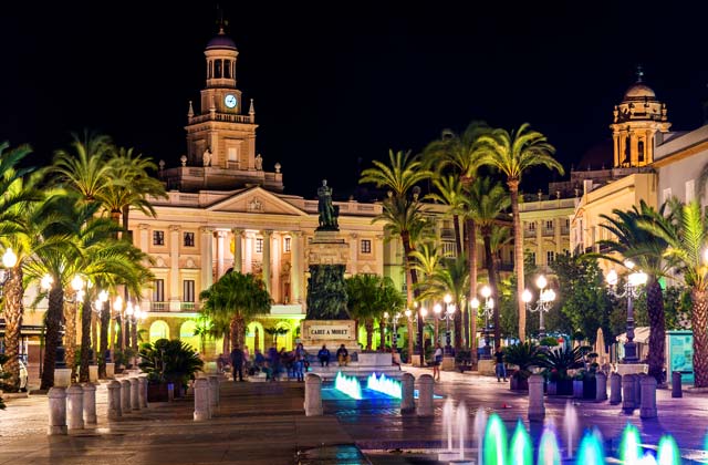 Cádiz de noche