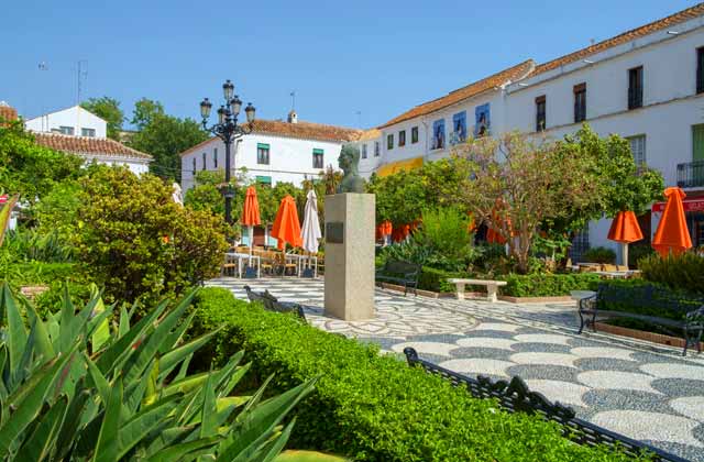 Plaza de Los Naranjos, Marbella