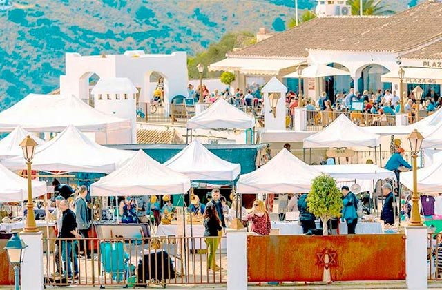 Puerto Banus Summer Market for great night time craft shopping