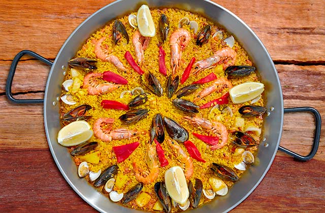 Paella de fruits de mer