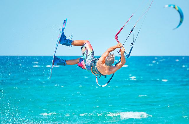 Deportes de aventura en Tarifa - Kite surfing