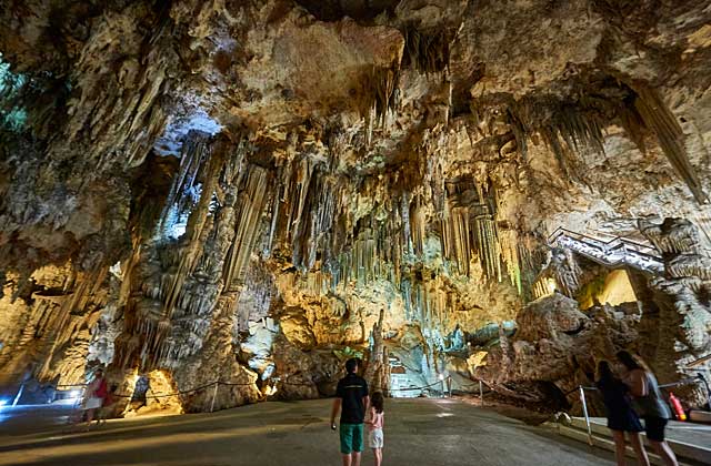 Cosas que ver y hacer en Andalucía - cuevas de Nerja