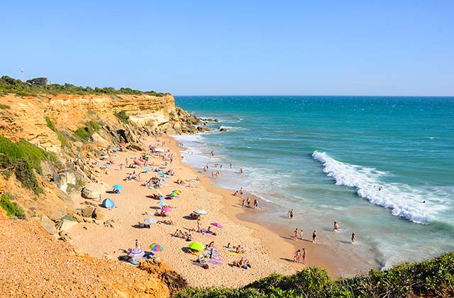 ✓ The coves of Conil de la Frontera