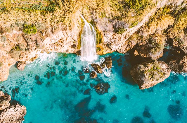 que ver en Nerja - Acantilados de Maro