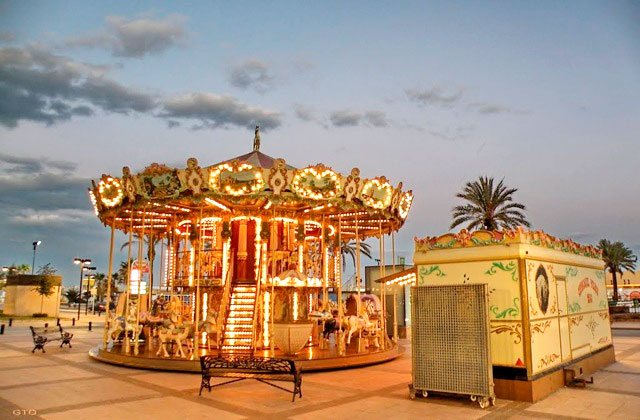 Florentine Carousel