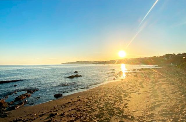 Playa naturista de Playamarina, Mijas