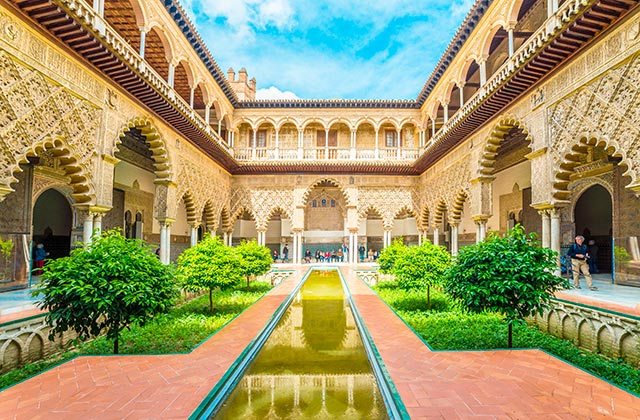 Los Reales Alcázares de Sevilla - Crédito: Cristian M Balate / Shutterstock.com