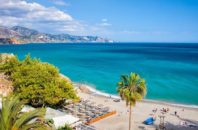 Playa de Calahonda, Nerja