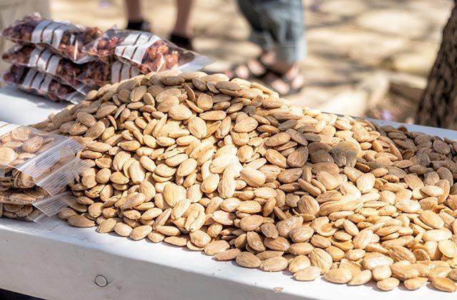 Almendras tostadas (Alfarnate)