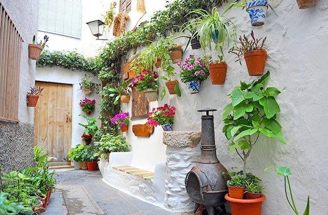 Calles pueblo Alpujarras, Granada