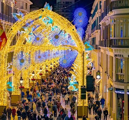 Alumbrado navideño de Málaga - Crédito: Thomas Schiller / Shutterstock.com