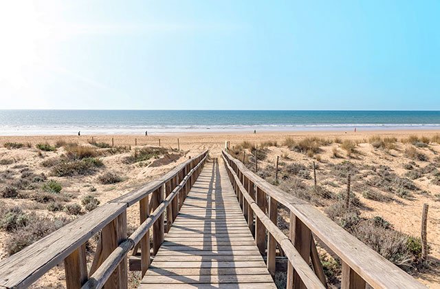 Playas nudistas de la Costa de la Luz - Playa de los Enebrales, Huelva