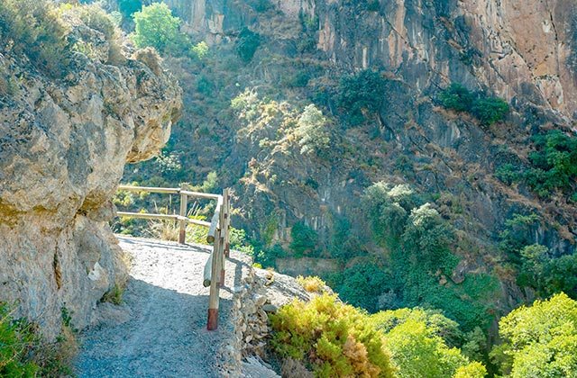 ruta de Los Cahorros del río Monachil