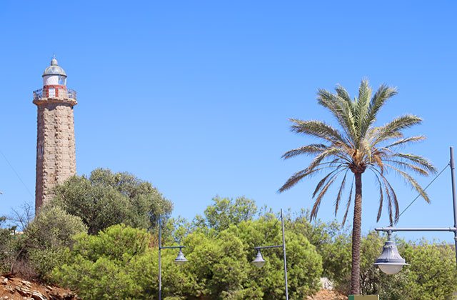 Faro de Estepona